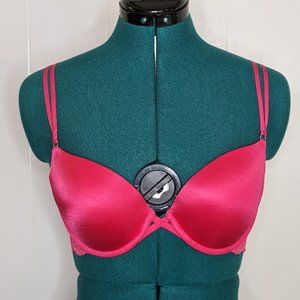 Maddie Plunge T-Shirt Bra. Size 36C.